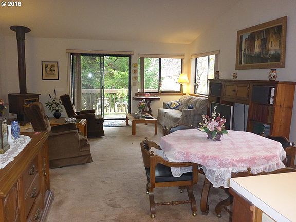 3rd image of 1503 Glenwood Dr