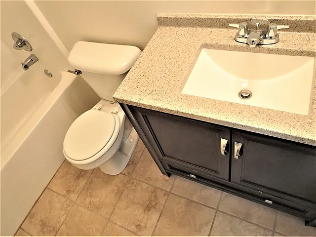 5592 Lair Ln — Photo 13