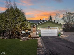 881 Sunset Ln, Gypsum, CO 81637