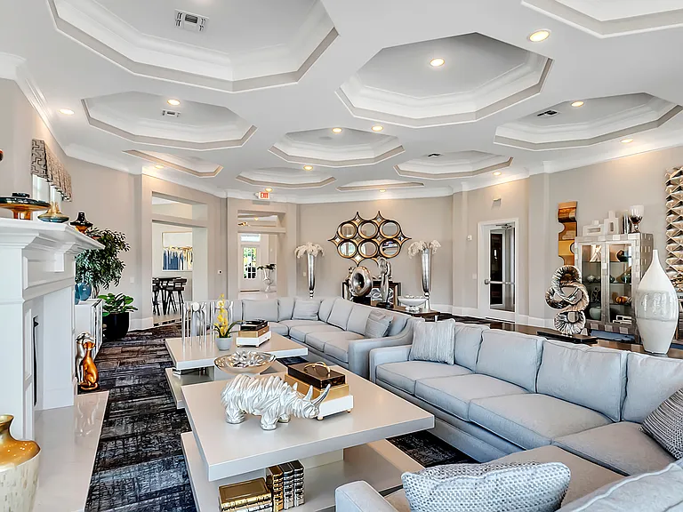 Enjoy community living at its best.