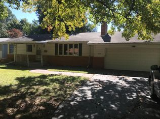 2162 E Berkeley St, Springfield, MO 65804