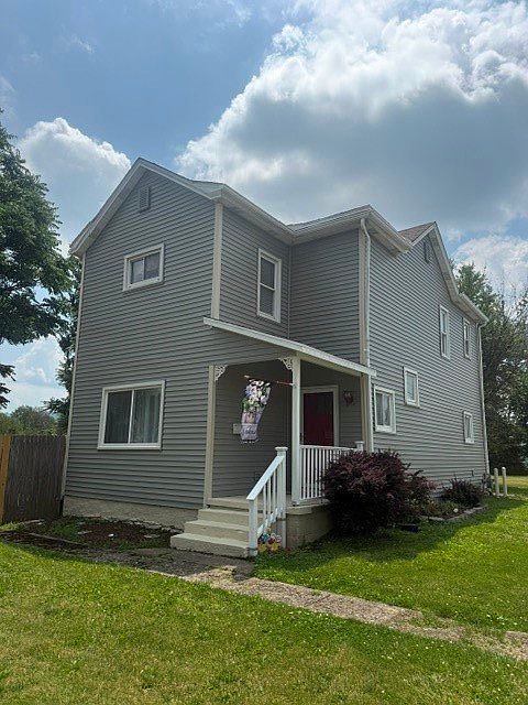 1st image of 353 Derrick Ave