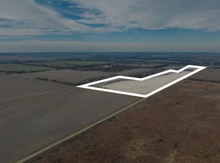 8401 N Harvest Hill Rd, Peabody, KS 66866