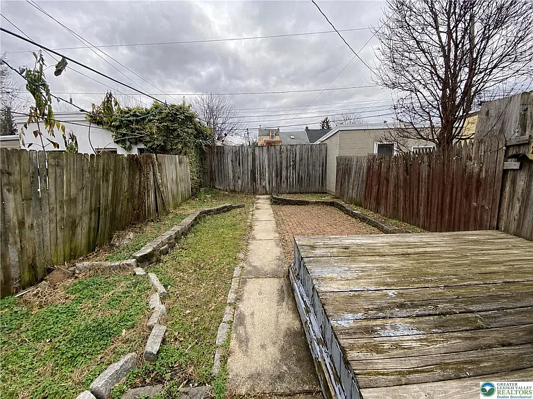937 W Turner St — Photo 9