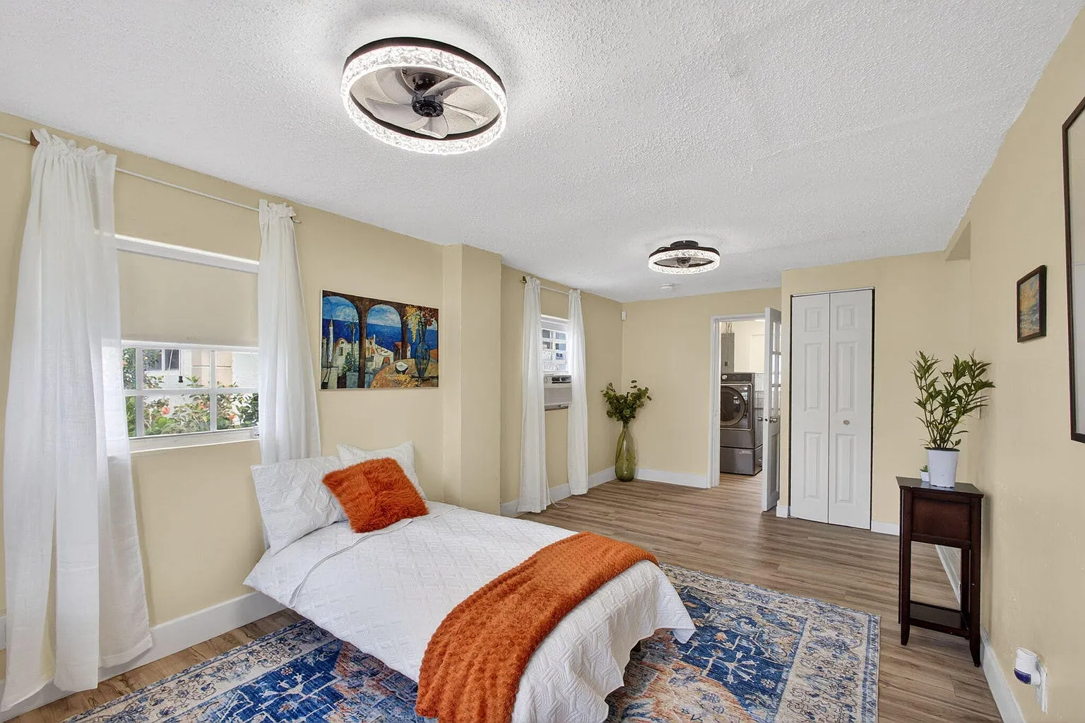 4 bed, 1293 sqft, $3,195 — Photo 1