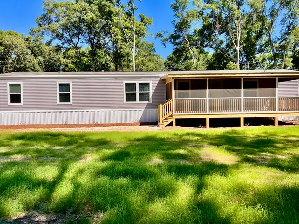 8189 Oyster Factory Rd, Edisto Island, SC 29438