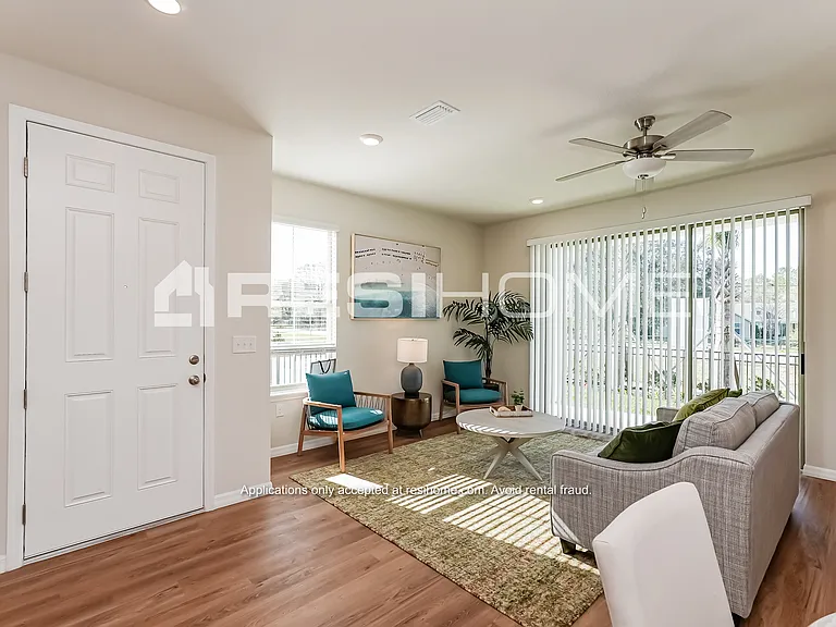Groveparc Townhomes — Photo 33