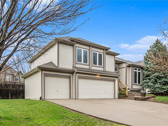 2nd image of 3108 NE 91st Ter