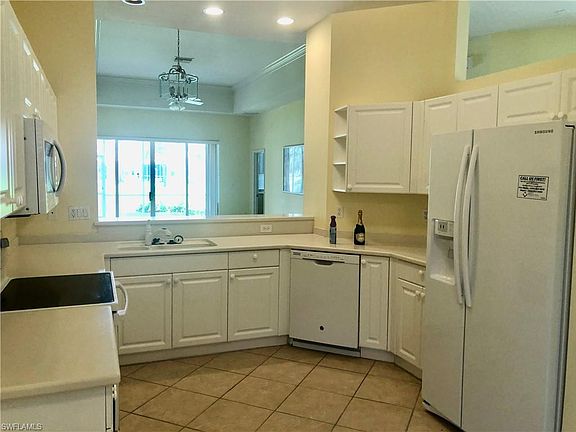 4th image of 8161 Sanctuary Dr #70-2