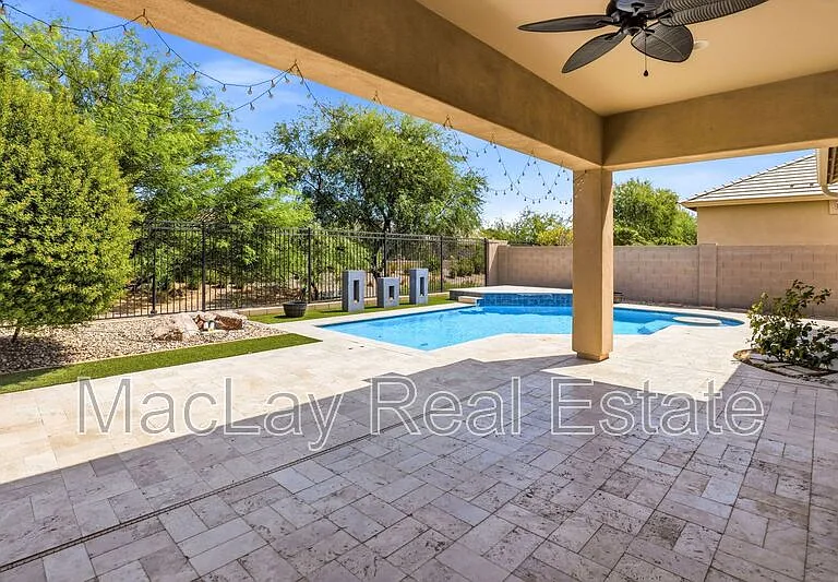 1142 E Bajor St — Photo 42