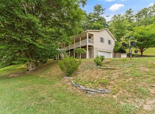 178 Herron Cove Rd, Weaverville, NC 28787