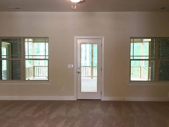 family room, door to deck