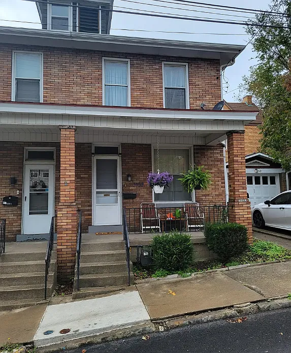 2 bed, 960 sqft, $1,500 — Photo 2
