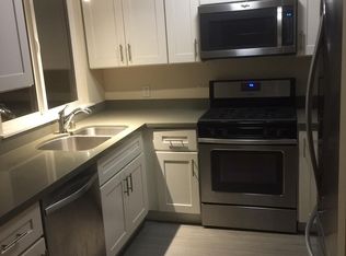 810 57th St, Emeryville, CA 94608