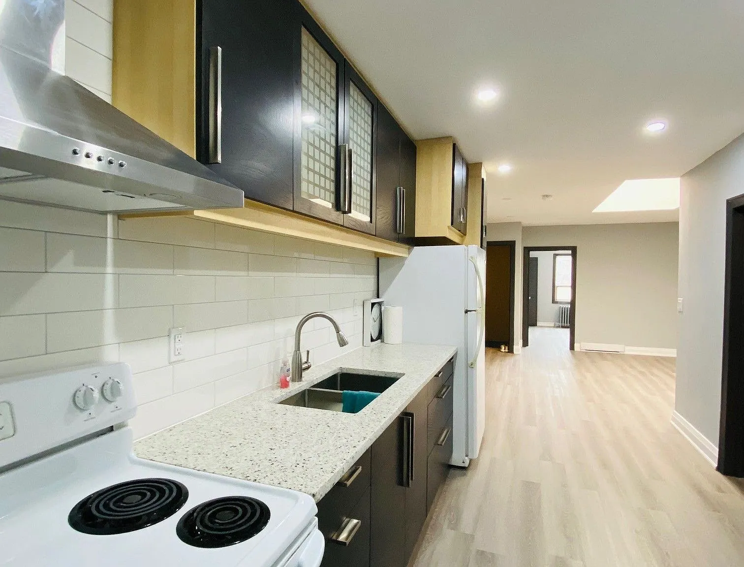 3 bed, $2,650 — Photo 3