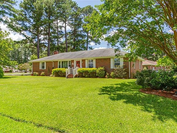 2nd image of 4216 San Salvador Dr
