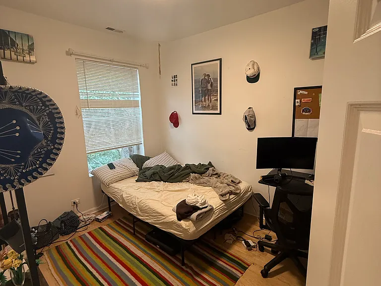 569 W Arlington Pl #3 — Photo 3
