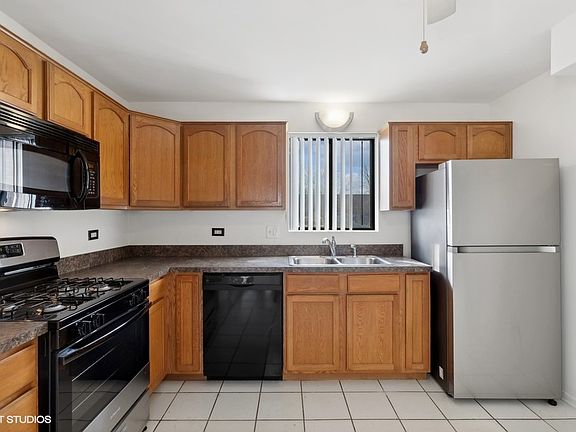 4th image of 5970 Lake Bluff Dr Unit 101