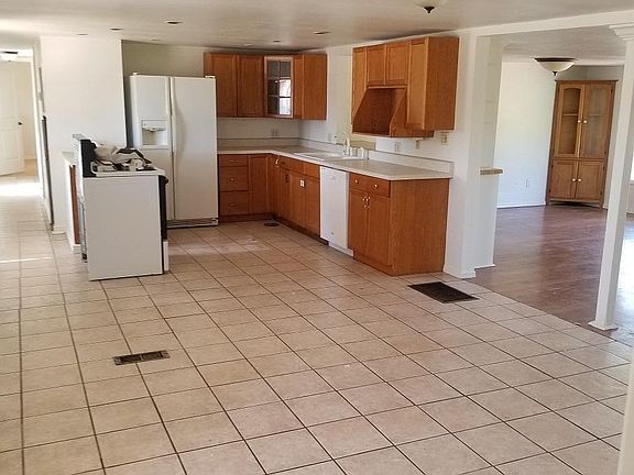4th image of 9410 E Edgewood Ave