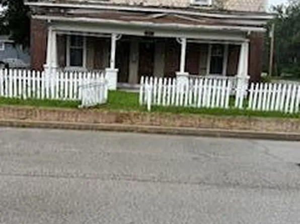 314 N Charles St, Belleville, IL 62220