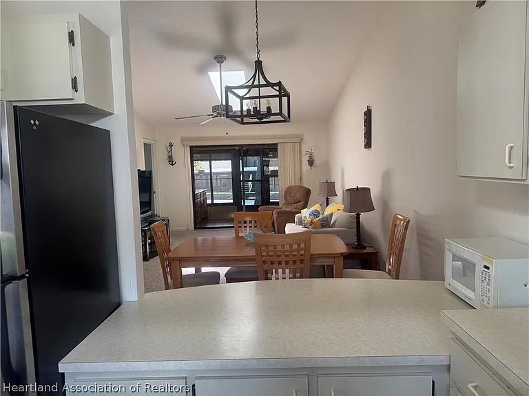 14 Charlton Dr — Photo 9