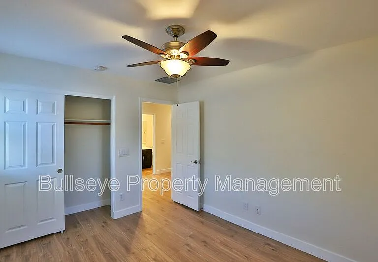 7321 N 89th Dr — Photo 21