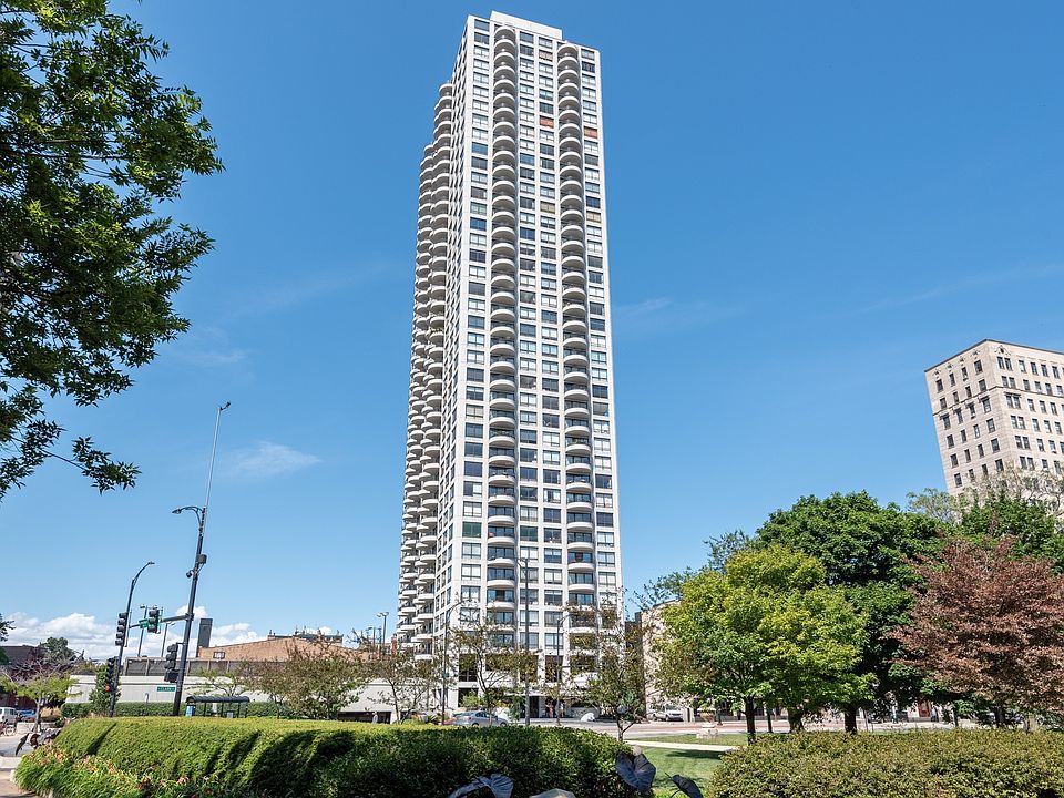 1st image of 2020 N Lincoln Park W #35BA