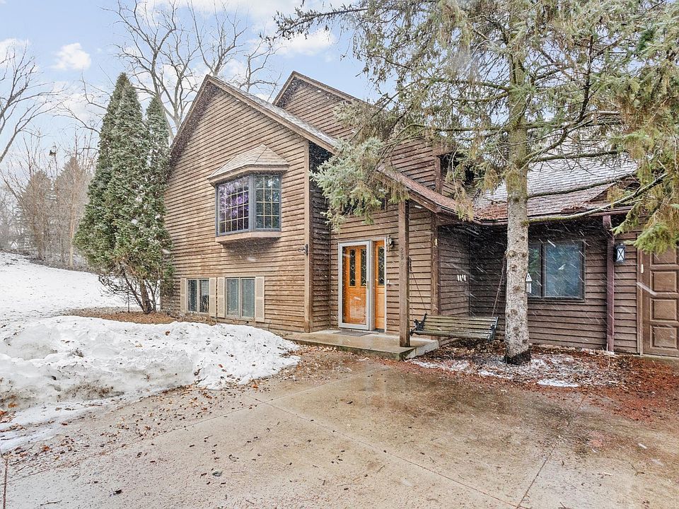 1st image of 2891 Egan Ave