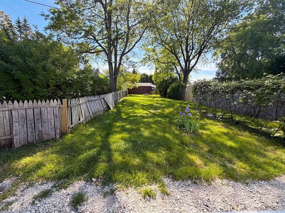 492 Algene St, photo 23