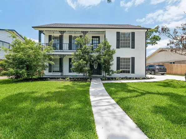 16410 Heatherdale Dr, Houston, TX 77059