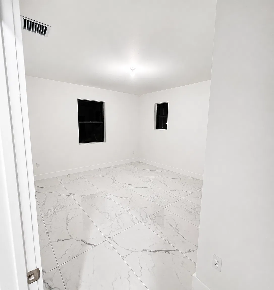 5 bed, 3094 sqft, $5,000 — Photo 3