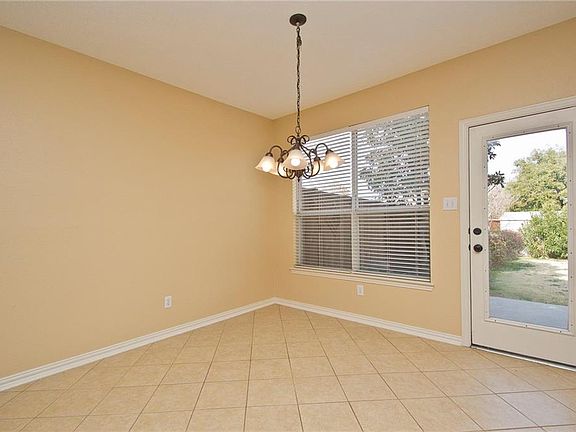 5th image of 1696 Angel Falls Dr