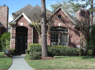 6832 Queensclub Dr, Houston, TX 77069