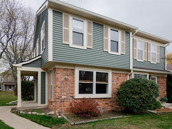 3rd image of 2935 Whittier Ct