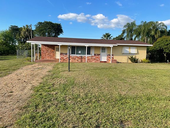 2nd image of 1317 Farmdale St