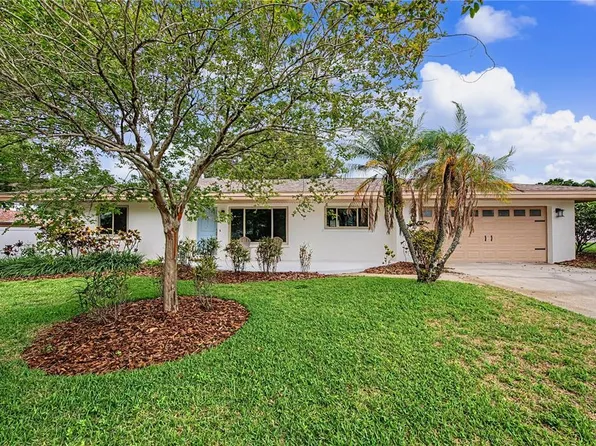 1100 Canterbury Rd, Clearwater, FL 33764