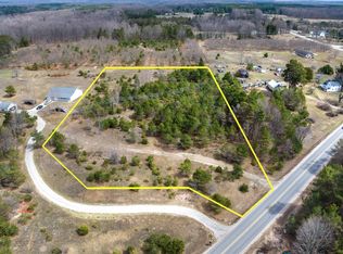 0 Case Rd, Beulah, MI 49617