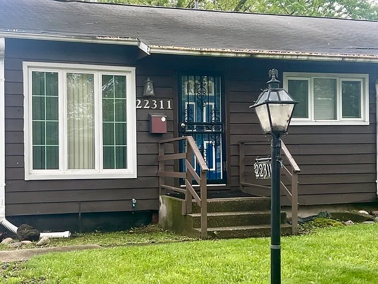22311 Clyde Ave — Photo 8
