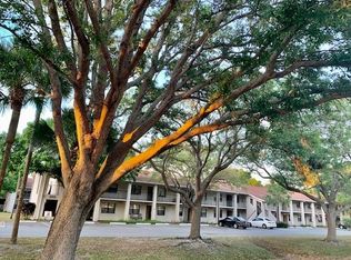 2275 62nd Ave N UNIT 103, Saint Petersburg, FL 33702