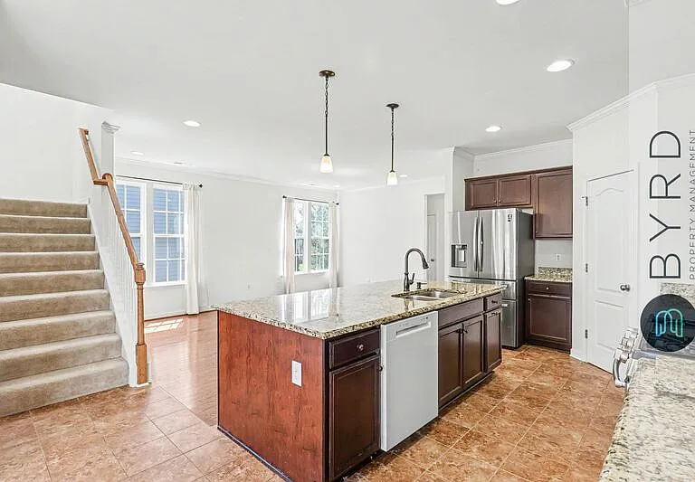 16921 Thornapple Run — Photo 13