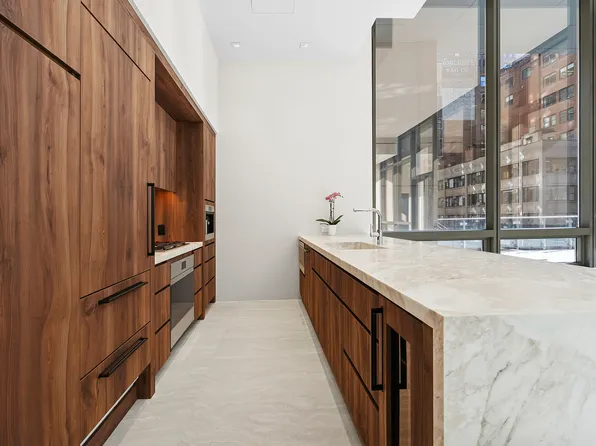 172 Madison Avenue image 5 of 24