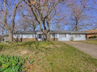 1502 Greenwood Blvd, Neosho, MO 64850