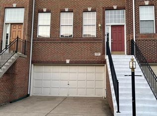 2627 Tarleton Corner Dr, Herndon, VA 20171