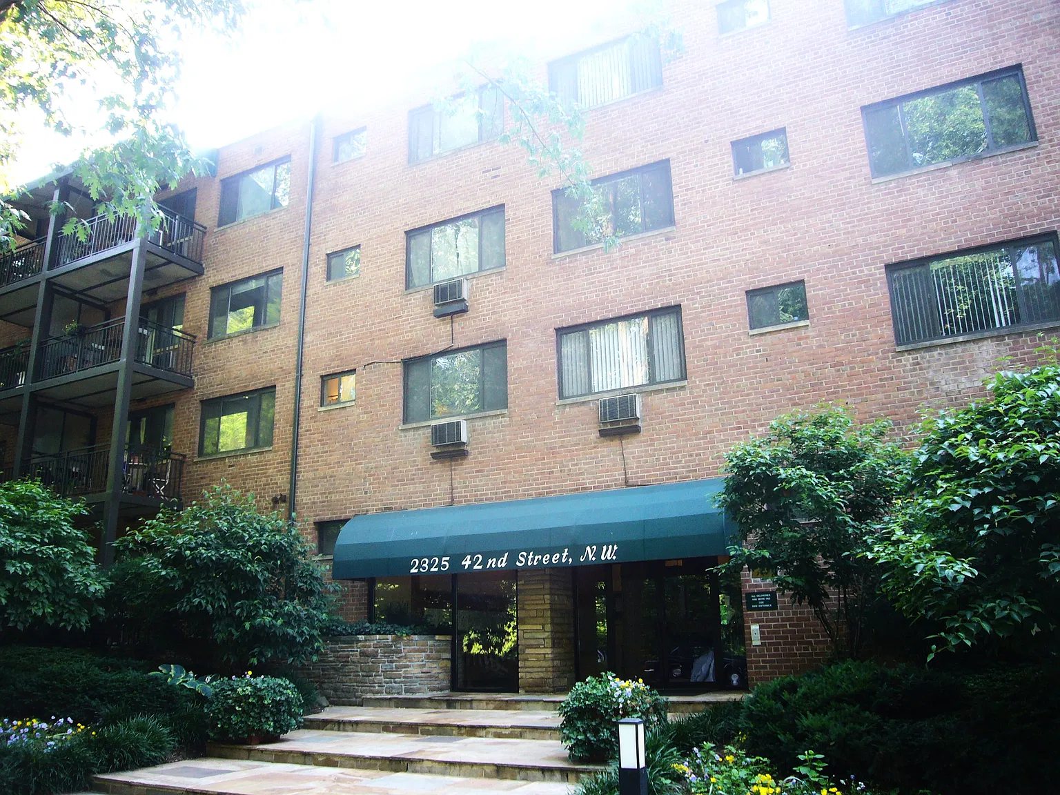 1 bed, 678 sqft, $1,775 — Photo 1