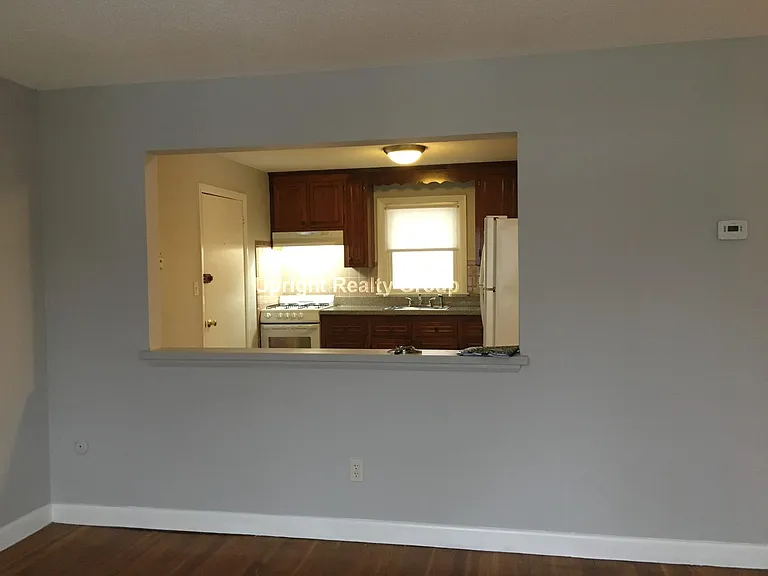 238 Oak Grove Ave #5 — Photo 6