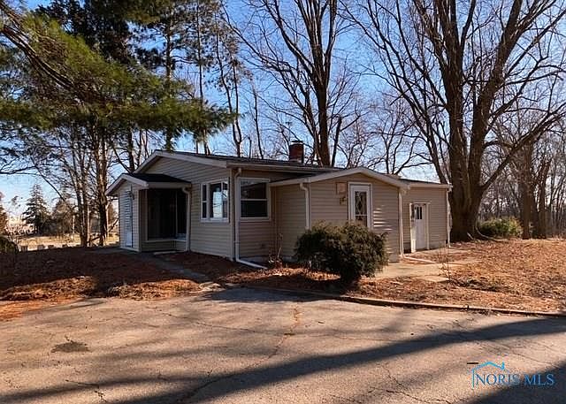 1st image of 489 E Maumee Ave
