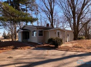 489 E Maumee Ave, Napoleon, OH 43545