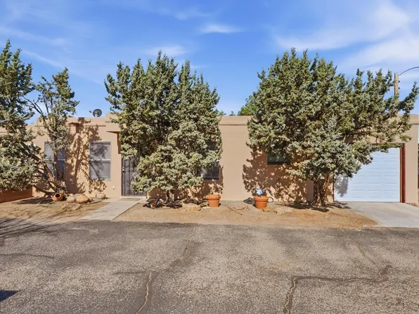5108 Zuni Rd SE, Albuquerque, NM 87108