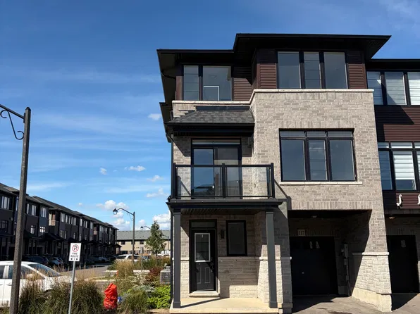 461 Blackburn Dr, Brantford, ON