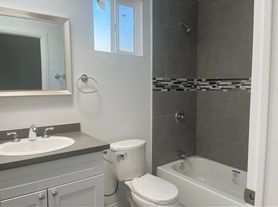 6085 Lewis Ave, Long Beach, CA